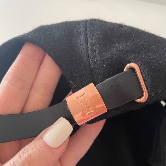 Kit and Ace Fur and Wool Cap - Picture 6 of 10